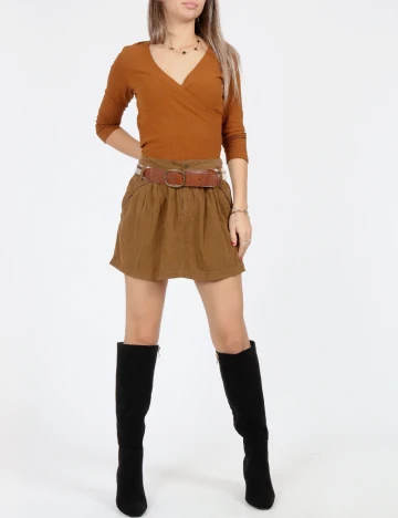 Fusta Bershka, maro Maro