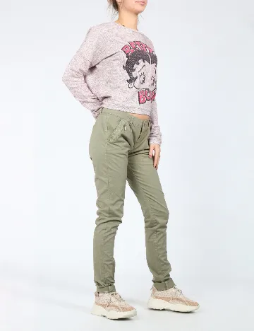 Pantaloni Bershka, verde Verde