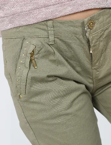 Pantaloni Bershka, verde Verde
