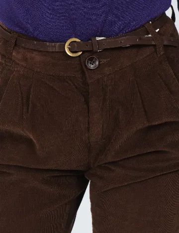 Pantaloni Bershka, maro Maro