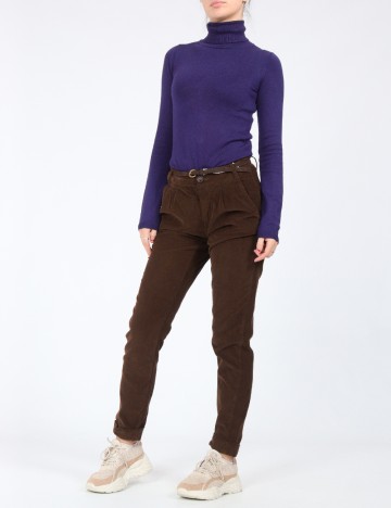 Pantaloni Bershka, maro