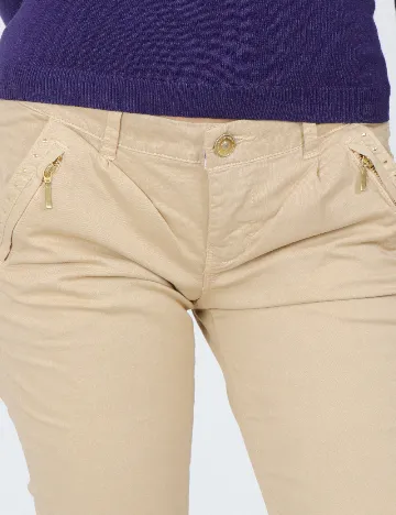 Pantaloni Bershka, crem Crem