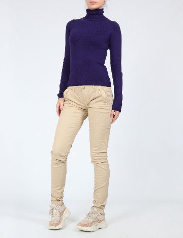 Pantaloni Bershka, crem