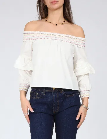 Top Bershka, alb Alb