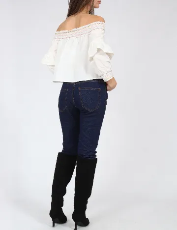 Top Bershka, alb Alb