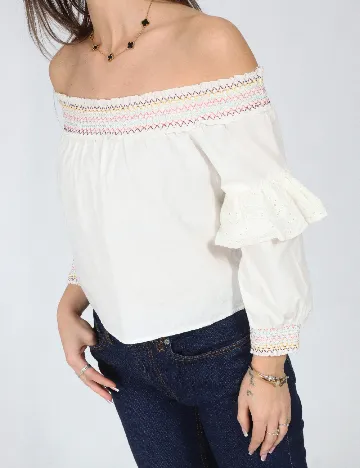 Top Bershka, alb Alb