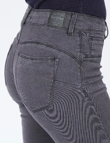 Blugi Bershka, gri Gri