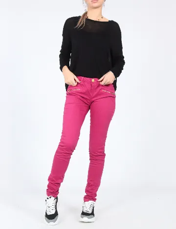 Pantaloni Bershka, magenta Roz
