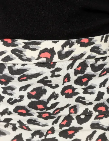 Fusta Bershka, alb/negru Alb