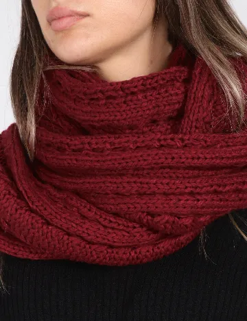 Fular Bershka, visiniu Rosu