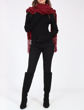 Fular Bershka, visiniu