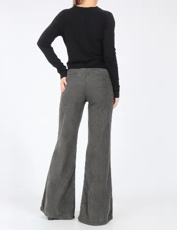 Pantaloni Bershka, verde Verde