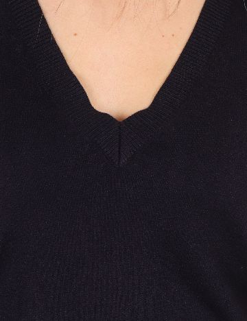 Vesta Zara, bleumarin