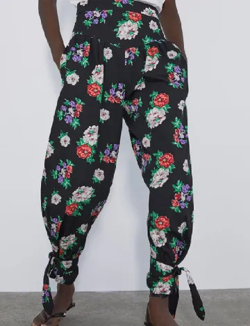 Pantaloni Zara, floral print Floral print