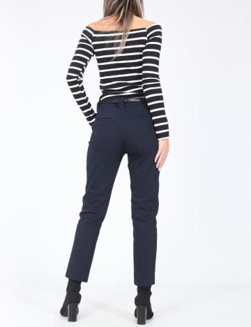 Pantaloni Bershka, bleumarin