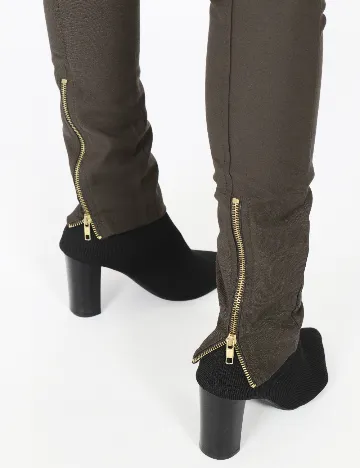 Pantaloni Bershka, verde Verde