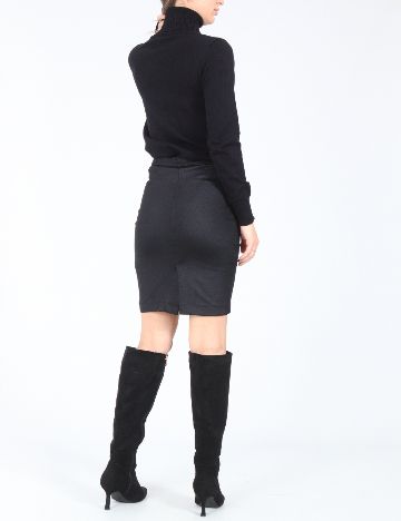 Fusta Bershka, negru