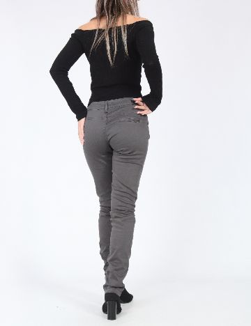 Pantaloni Bershka, gri inchis