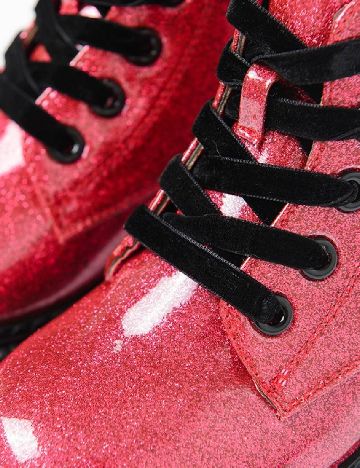 Ghete Cool Club, rosu