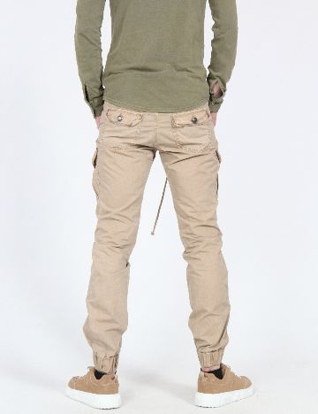 Pantaloni Bershka, maro deschis