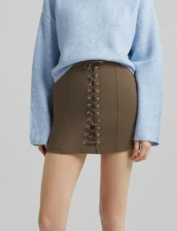 Fusta Bershka, maro Maro