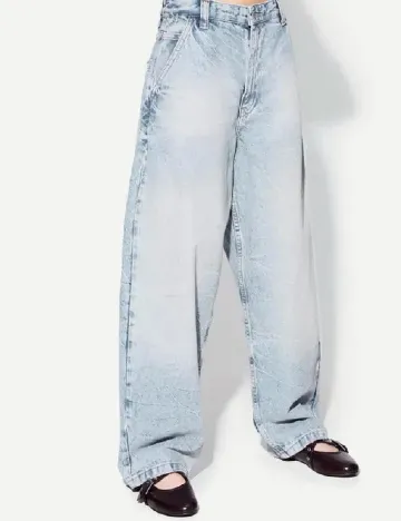 Blugi Bershka, albastru Albastru