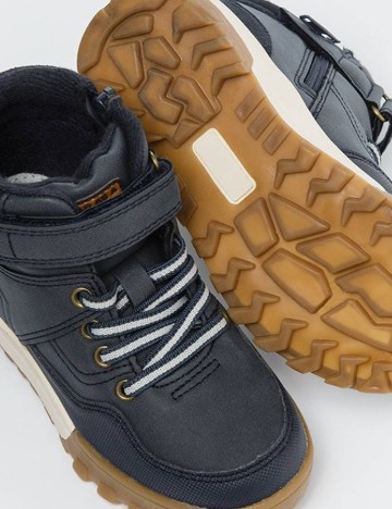 Ghete Cool Club, bleumarin