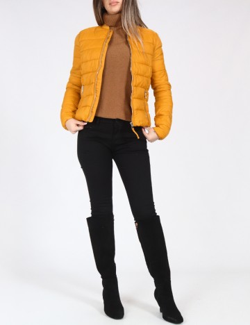 Geaca Bershka, mustar