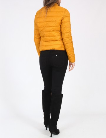 Geaca Bershka, mustar