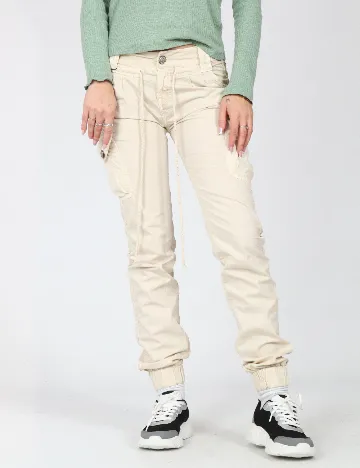Pantaloni Bershka, bej Crem