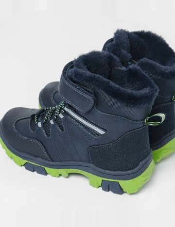 Ghete Cool Club, bleumarin