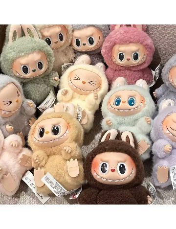 Breloc surpriza Labubu The Monsters POP MART, mix culori