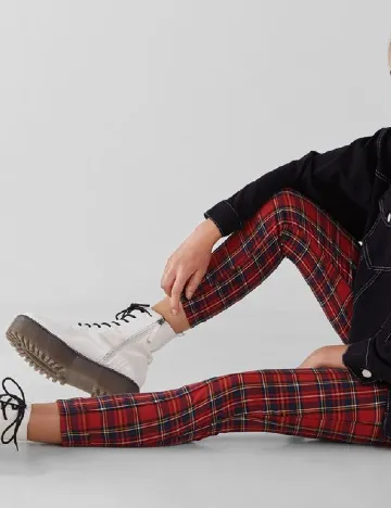 Pantaloni Bershka, mix culori Mix culori