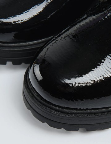 Ghete Cool Club, negru