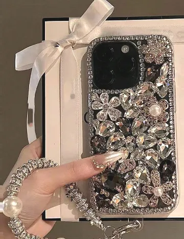 Husa iPhone 15 Pro SHEIN, argintiu Gri