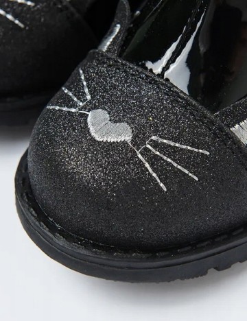 Ghete Cool Club, negru