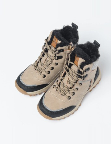 Ghete Cool Club, bej