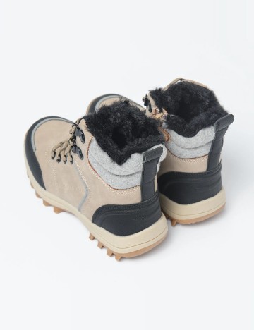 Ghete Cool Club, bej