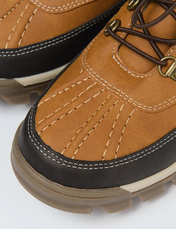 Ghete Cool Club, maro