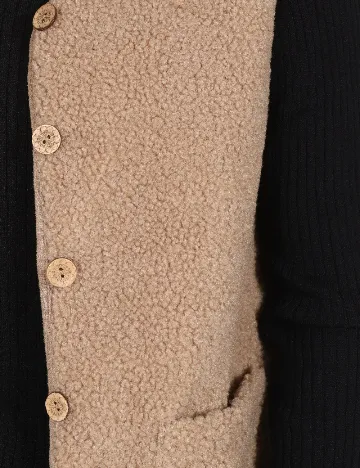 Vesta SHEIN, maro Maro