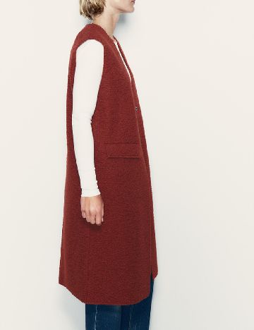 Vesta Zara, caramiziu