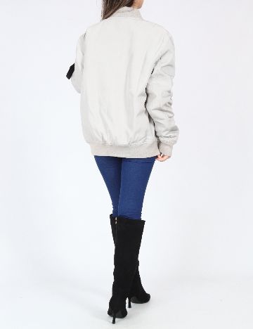 Jacheta Bershka, gri