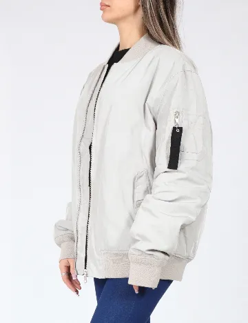 Jacheta Bershka, gri Gri