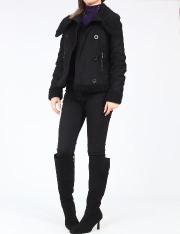 Jacheta Zara, negru