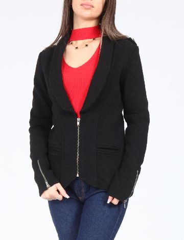 Jacheta Zara, negru
