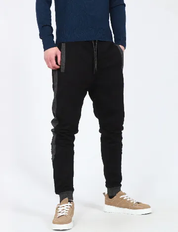 Pantaloni Bershka, negru/gri Negru