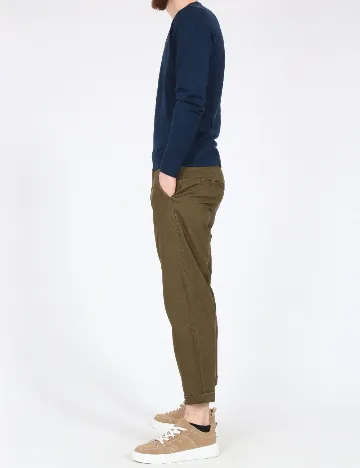 Pantaloni Bershka, verde Verde