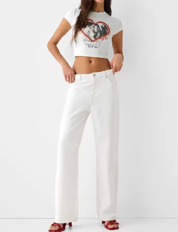 Top Bershka, alb Alb