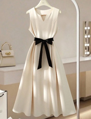 Rochie medie SHEIN, crem