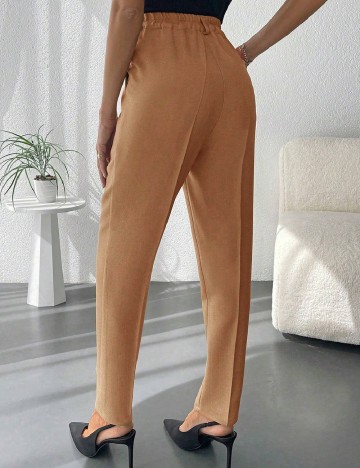 Pantaloni SHEIN, maro